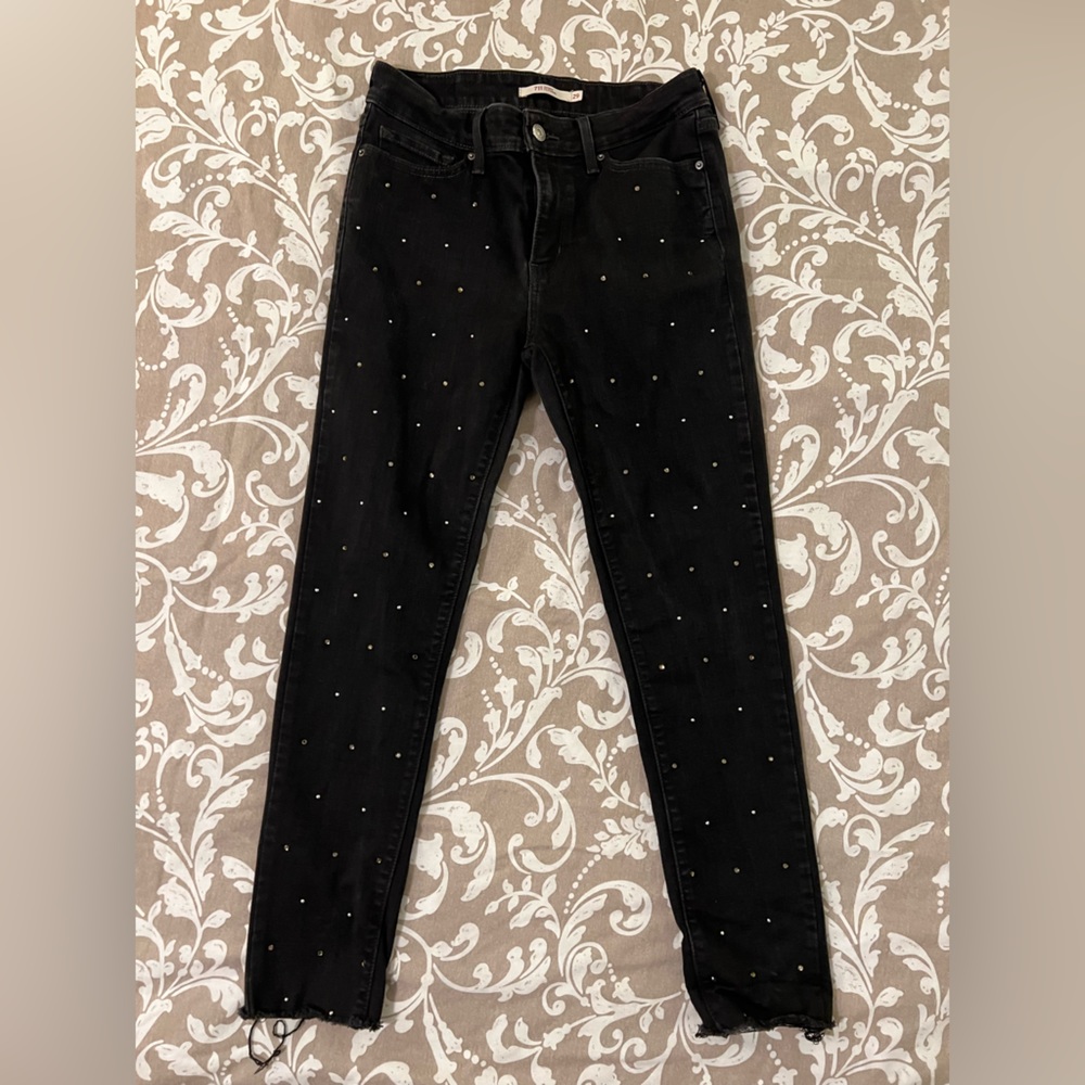 Levi’s 711 Black Skinny Shaping with rhinestones